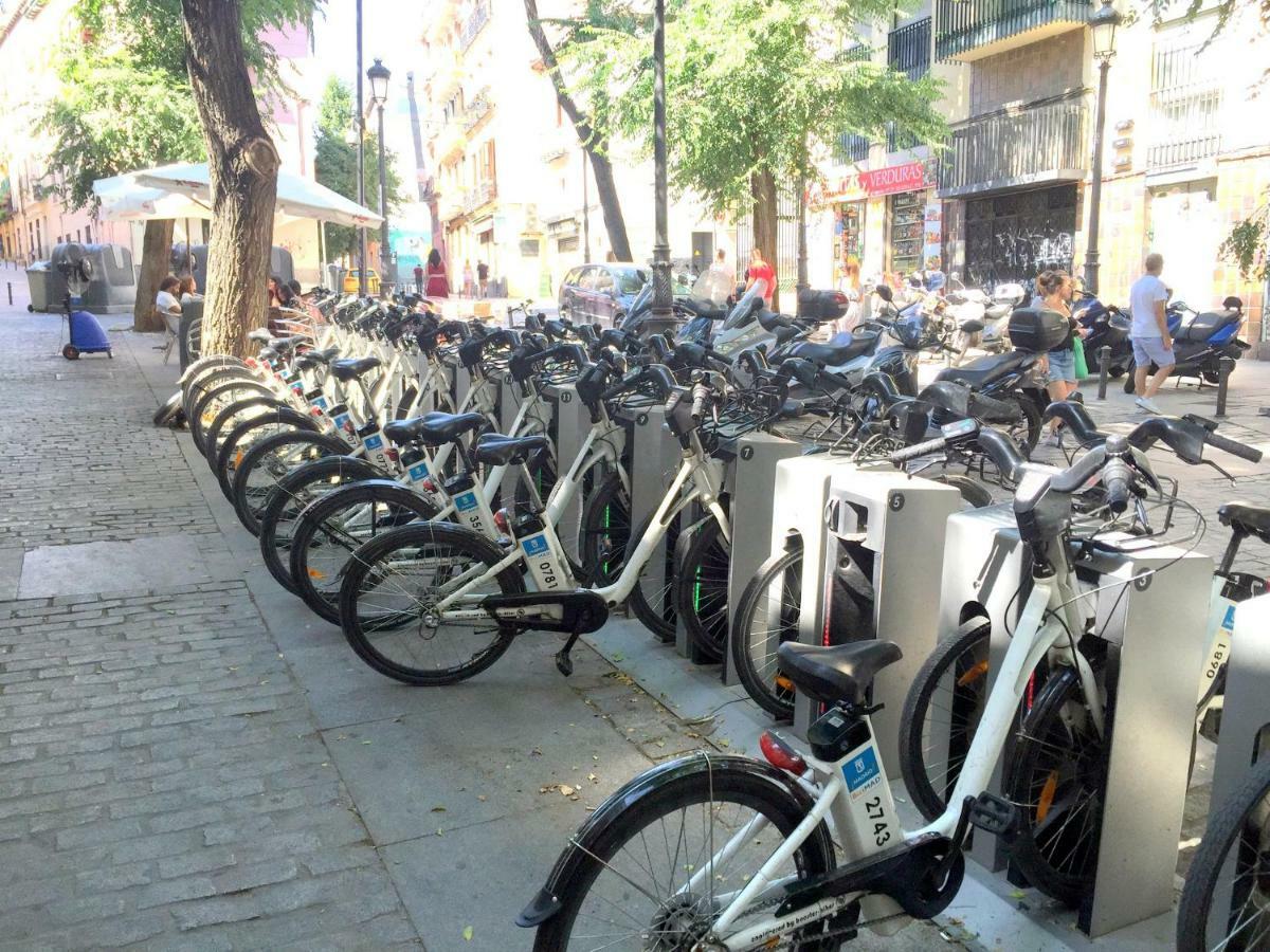 Apartamento En Calle Tres Peces Madrid Kültér fotó