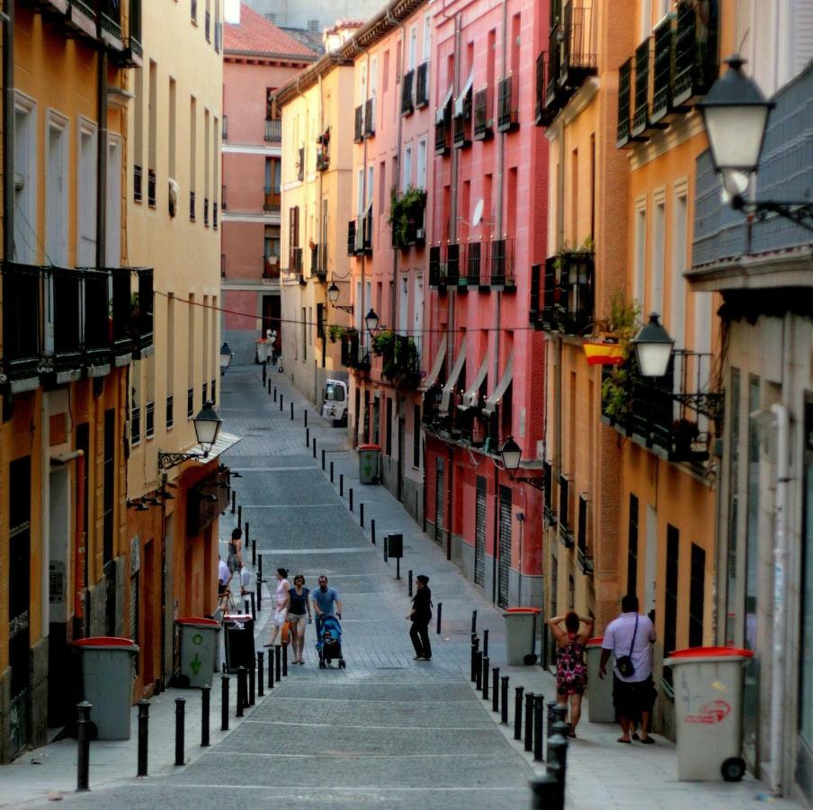 Apartamento En Calle Tres Peces Madrid Kültér fotó