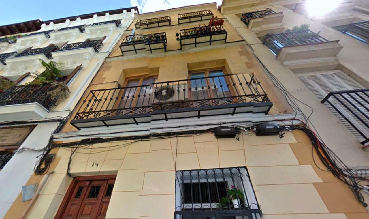 Apartamento En Calle Tres Peces Madrid Kültér fotó