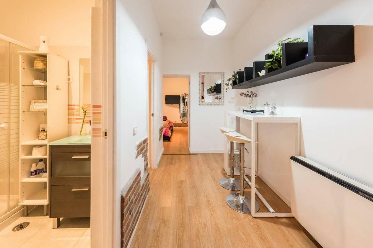 Apartamento En Calle Tres Peces Madrid Kültér fotó
